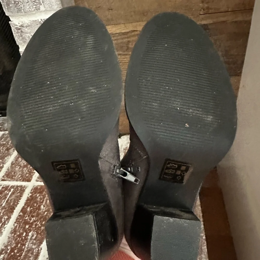 Market & Spruce Dolita Boot- EUC